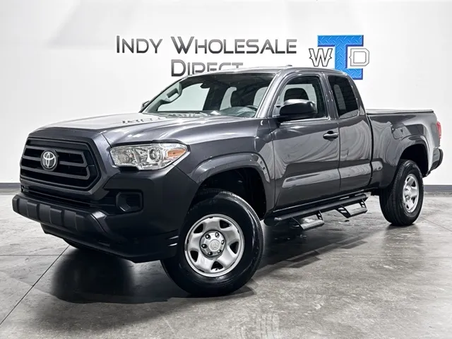 2022 Toyota Tacoma SR's photo