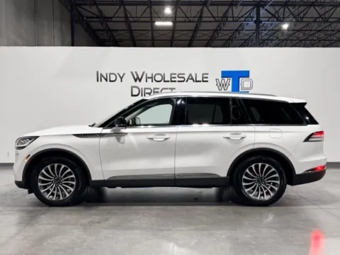 Another view of 2020 Lincoln Aviator Reserve for sale in Carmel, IN at Indy Wholesale Direct
