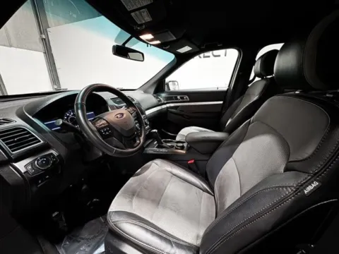 Photos of 2017 Ford Explorer XLT for sale in Carmel, IN at Indy Wholesale Direct