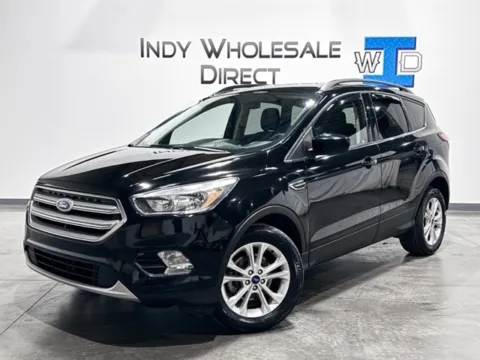 Black 2018 Ford Escape SE for sale in Carmel, IN