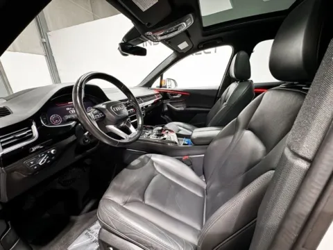Photos of 2017 Audi Q7 3.0T Prestige for sale in Carmel, IN at Indy Wholesale Direct