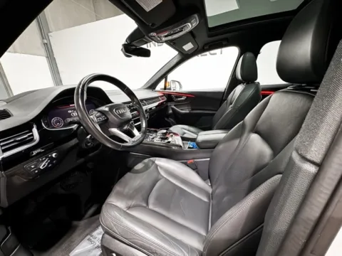 Photos of 2017 Audi Q7 3.0T Prestige for sale in Carmel, IN at Indy Wholesale Direct