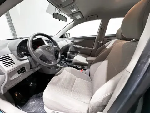 Photos of 2009 Toyota Corolla LE for sale in Carmel, IN at Indy Wholesale Direct