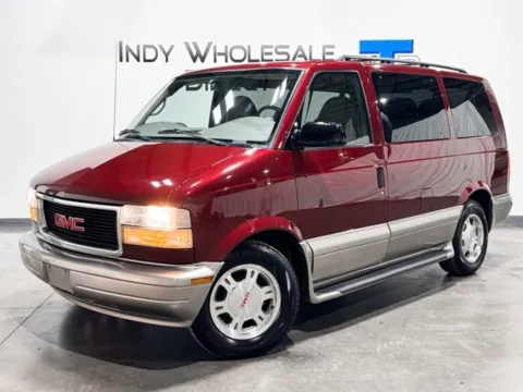 Red 2005 GMC Safari for sale in Carmel, IN