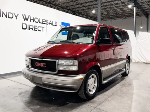More photos of 2005 GMC Safari at Indy Wholesale Direct, IN