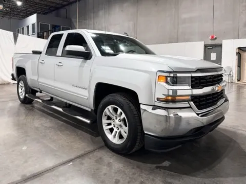 More photos of 2016 Chevrolet Silverado 1500 LT at Indy Wholesale Direct, IN