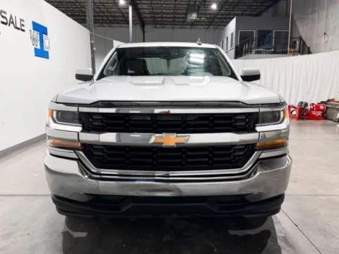 More photos of 2016 Chevrolet Silverado 1500 LT at Indy Wholesale Direct, IN