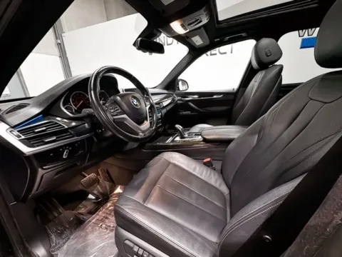 Photos of 2018 BMW X5 xDrive35i for sale in Carmel, IN at Indy Wholesale Direct