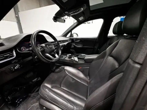 Photos of 2017 Audi Q7 3.0T Premium Plus for sale in Carmel, IN at Indy Wholesale Direct