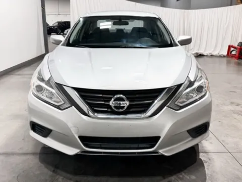 More photos of 2016 Nissan Altima 2.5 S at Indy Wholesale Direct, IN