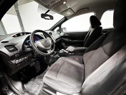 Photos of 2013 Nissan Leaf SV for sale in Carmel, IN at Indy Wholesale Direct