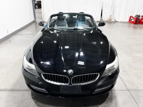 More photos of 2009 BMW Z4 sDrive30i at Indy Wholesale Direct, IN