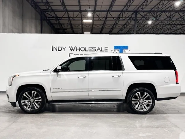 White 2020 GMC Yukon XL Denali for sale in Carmel, IN