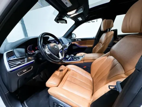 Photos of 2020 BMW X7 xDrive40i for sale in Carmel, IN at Indy Wholesale Direct
