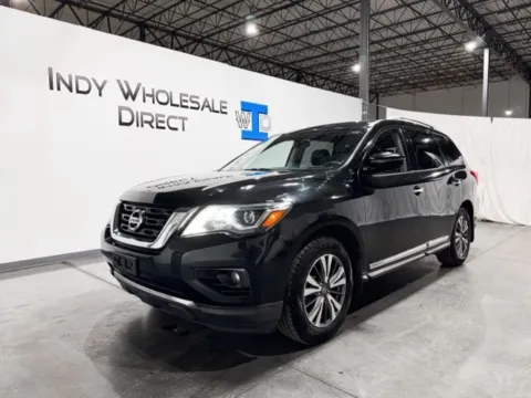 More photos of 2017 Nissan Pathfinder SL at Indy Wholesale Direct, IN