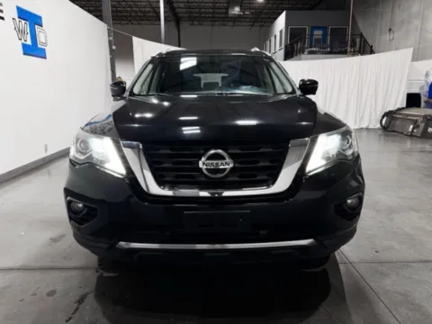 More photos of 2017 Nissan Pathfinder SL at Indy Wholesale Direct, IN