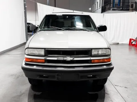 More photos of 2001 Chevrolet Blazer LS at Indy Wholesale Direct, IN