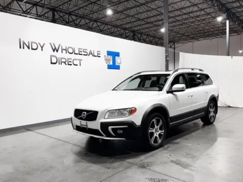 More photos of 2016 Volvo XC70 T5 Premier at Indy Wholesale Direct, IN