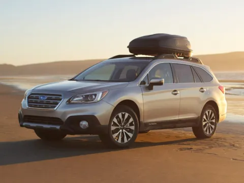 White 2015 Subaru Outback 2.5i for sale in Carmel, IN