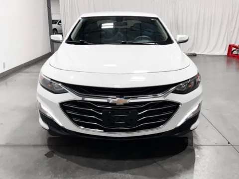 More photos of 2020 Chevrolet Malibu LT at Indy Wholesale Direct, IN