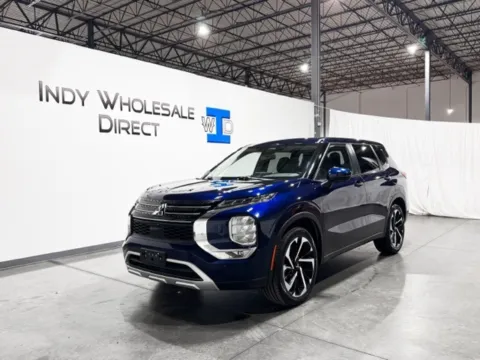 More photos of 2024 Mitsubishi Outlander SE at Indy Wholesale Direct, IN