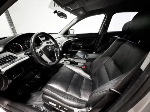 Photos of 2012 Honda Accord SE for sale in Carmel, IN at Indy Wholesale Direct