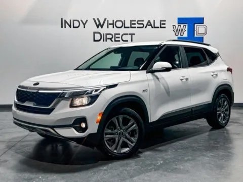 White 2021 Kia Seltos S for sale in Carmel, IN