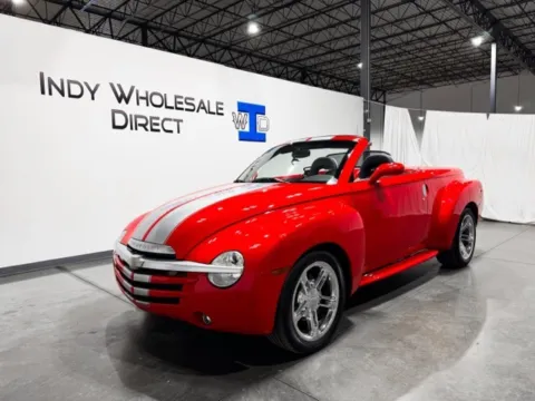 More photos of 2005 Chevrolet SSR at Indy Wholesale Direct, IN