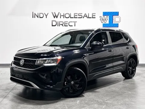 Black 2022 Volkswagen Taos 1.5T SE for sale in Carmel, IN