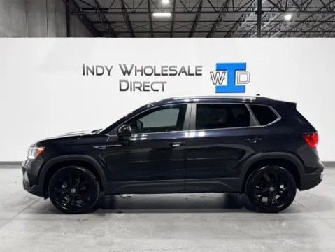 Another view of 2022 Volkswagen Taos 1.5T SE for sale in Carmel, IN at Indy Wholesale Direct