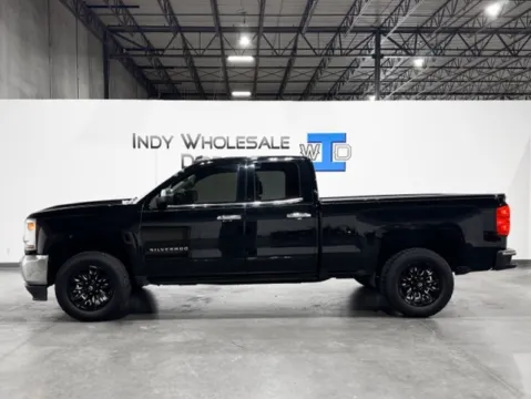 Black 2019 Chevrolet Silverado 1500 LD LT for sale in Carmel, IN