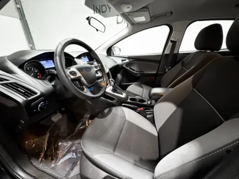Photos of 2014 Ford Focus SE for sale in Carmel, IN at Indy Wholesale Direct