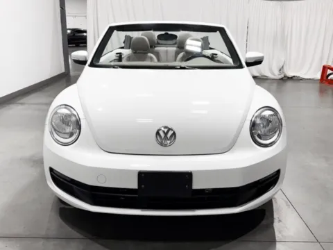 More photos of 2015 Volkswagen Beetle 1.8T at Indy Wholesale Direct, IN