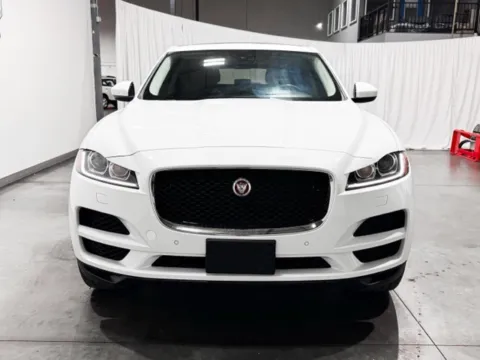 More photos of 2020 Jaguar F-PACE 25t Prestige at Indy Wholesale Direct, IN