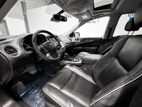 Photos of 2019 INFINITI QX60 LUXE for sale in Carmel, IN at Indy Wholesale Direct