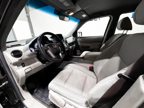 Photos of 2013 Honda Pilot LX for sale in Carmel, IN at Indy Wholesale Direct
