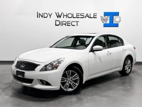 White 2013 INFINITI G37 X for sale in Carmel, IN