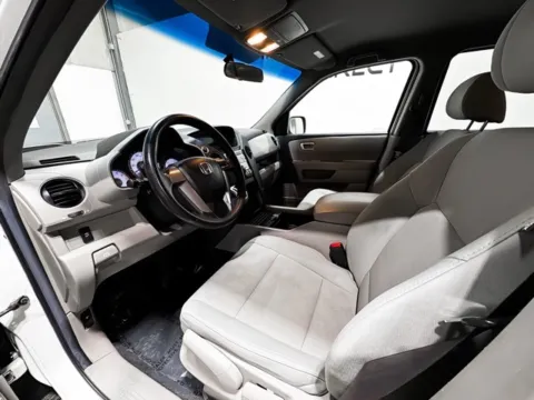 Photos of 2011 Honda Pilot LX for sale in Carmel, IN at Indy Wholesale Direct