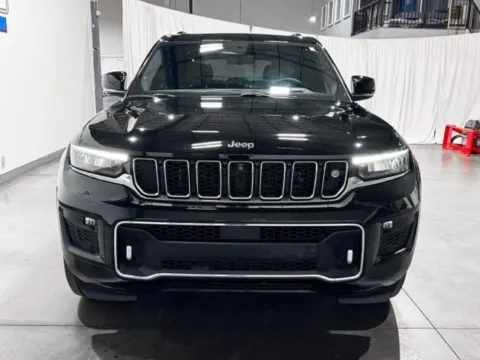 More photos of 2023 Jeep Grand Cherokee Overland at Indy Wholesale Direct, IN