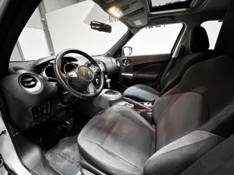 Photos of 2015 Nissan Juke SV for sale in Carmel, IN at Indy Wholesale Direct