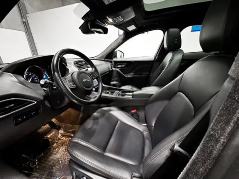 Photos of 2020 Jaguar F-PACE 25t Premium for sale in Carmel, IN at Indy Wholesale Direct
