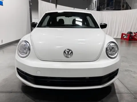 More photos of 2015 Volkswagen Beetle 1.8T Classic at Indy Wholesale Direct, IN