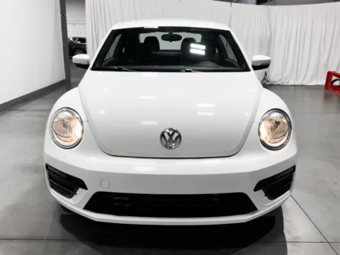 More photos of 2019 Volkswagen Beetle 2.0T S at Indy Wholesale Direct, IN