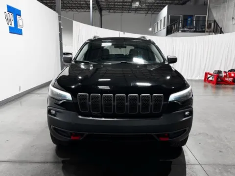 More photos of 2019 Jeep Cherokee Trailhawk at Indy Wholesale Direct, IN