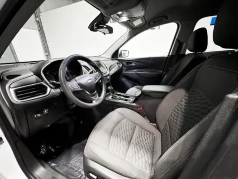 Photos of 2021 Chevrolet Equinox LT for sale in Carmel, IN at Indy Wholesale Direct