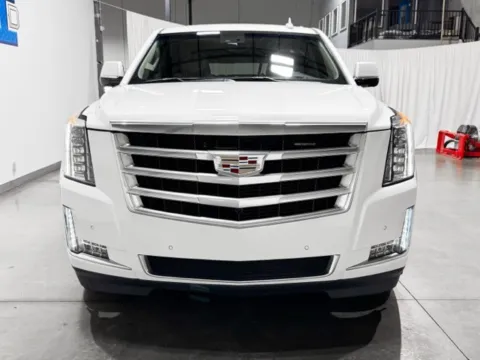 More photos of 2018 Cadillac Escalade ESV Luxury at Indy Wholesale Direct, IN