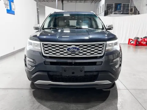 More photos of 2017 Ford Explorer Platinum at Indy Wholesale Direct, IN