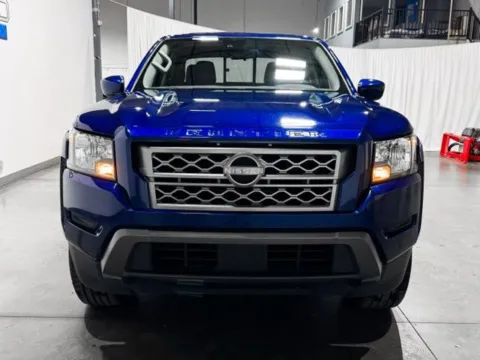 More photos of 2022 Nissan Frontier SV at Indy Wholesale Direct, IN