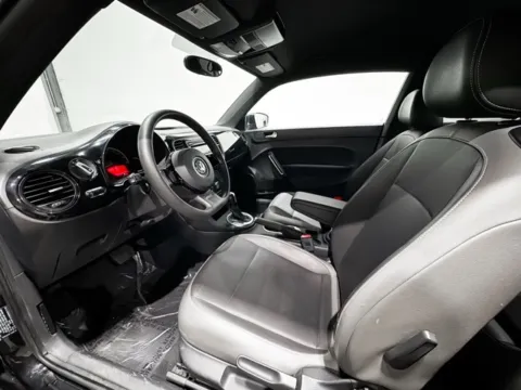 Photos of 2015 Volkswagen Beetle 1.8T Classic for sale in Carmel, IN at Indy Wholesale Direct