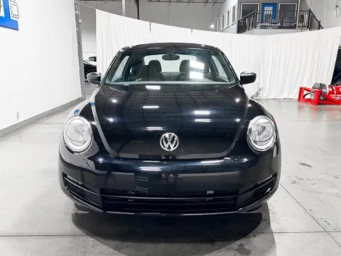 More photos of 2015 Volkswagen Beetle 1.8T Classic at Indy Wholesale Direct, IN